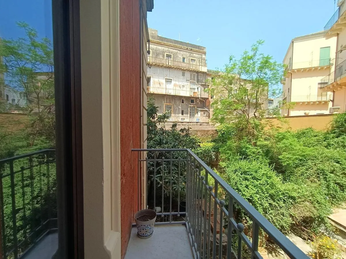Apartment Stesicoro Art Home, In Centro Storico A Catania Italy